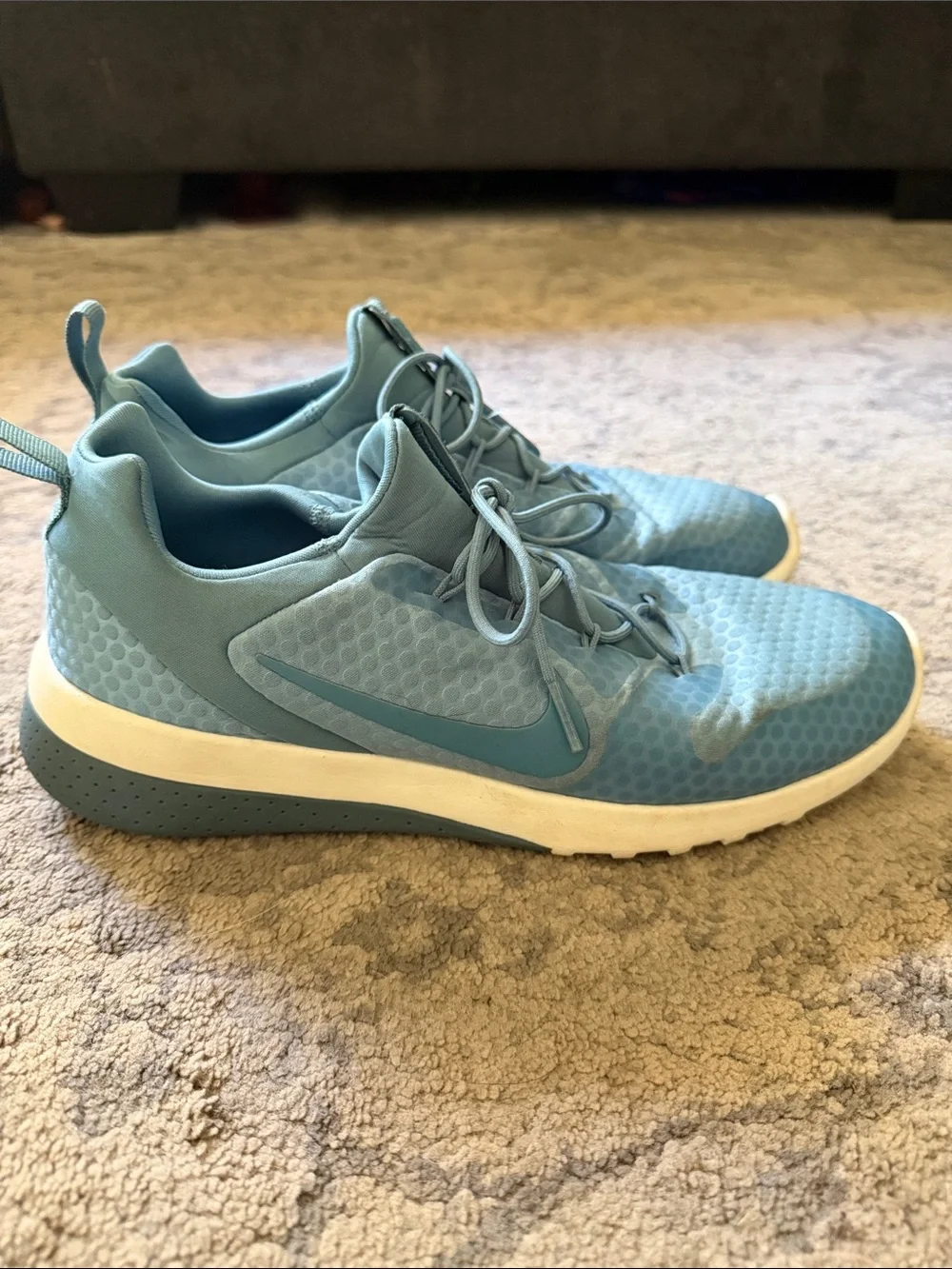 Nike Women’s Teal Lace-Up Athletic Sneakers